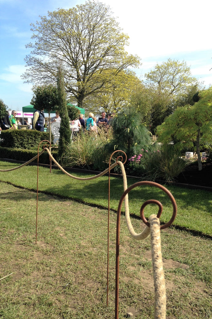 Rusty Crook Swag Crooks - plant stakes and bean poles – Plant Belles